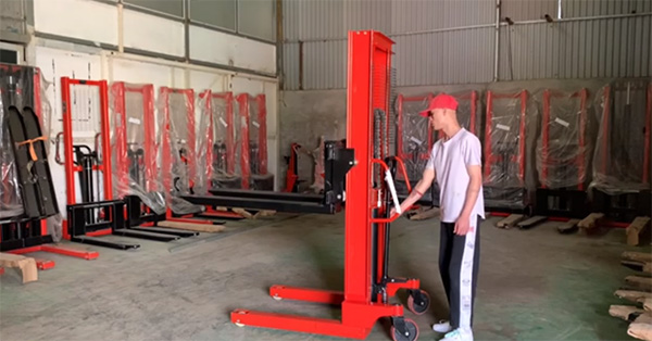Xe nâng tay cao chính hãng tại Bắc NInh